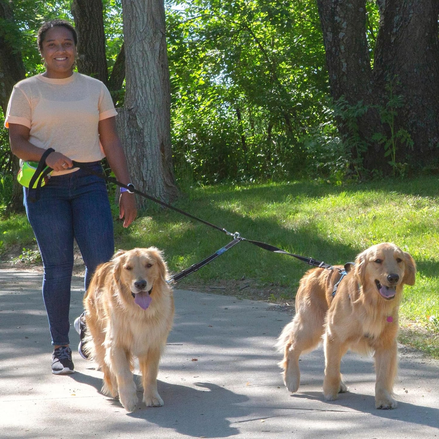 Caldwell's Pet Supply Co. Leash Coupler, Two Dog Leash Splitter to Split Leashes for Walking 2 Dogs, Tangle Free Double Dog Leashes Connector, Adjustable Attachment for Small or Medium Dogs